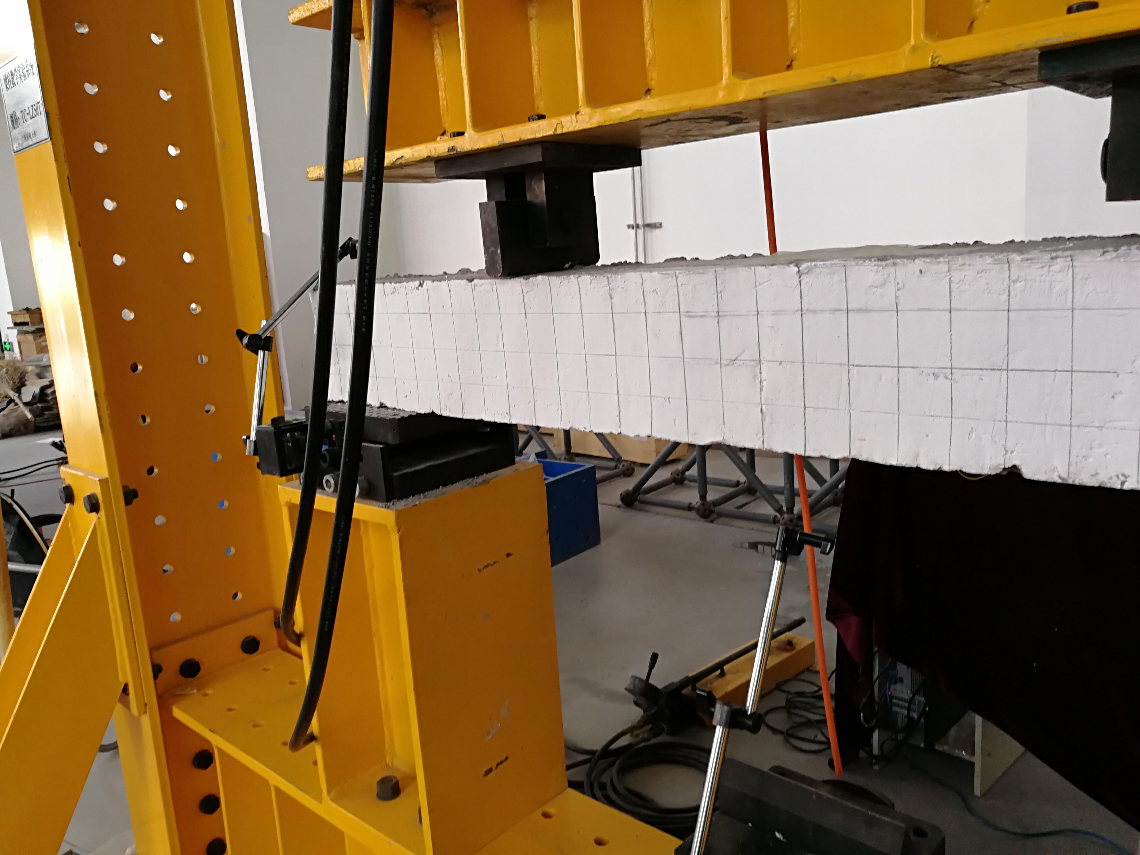 自平衡門式反力架 電液伺服多通道協(xié)調(diào)加載裝置